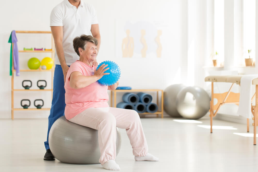 What should you wear to pelvic floor therapy?