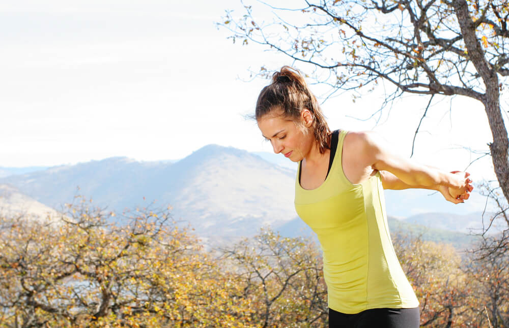 Three exercises for treating shoulder and upper arm pain