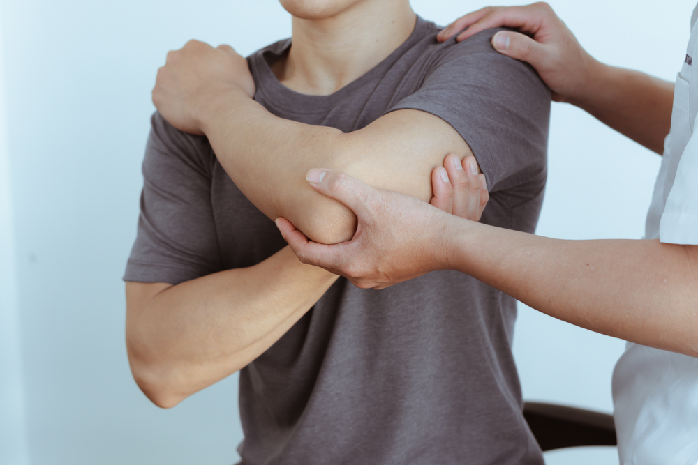 Uncover 3 things PT can do for the bone spur in your elbow shutterstock 1895386753 bone spur elbow