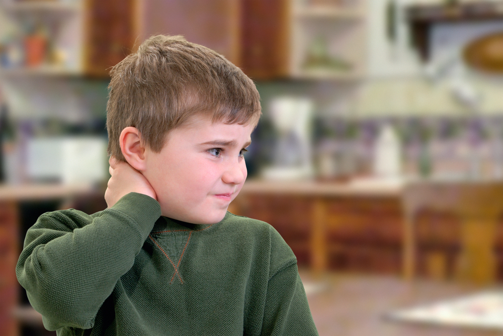 7 common causes of neck pain in children