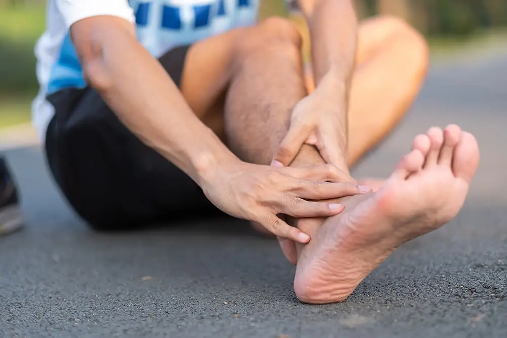 3 PT treatments for a sprained ankle that’s also causing knee pain