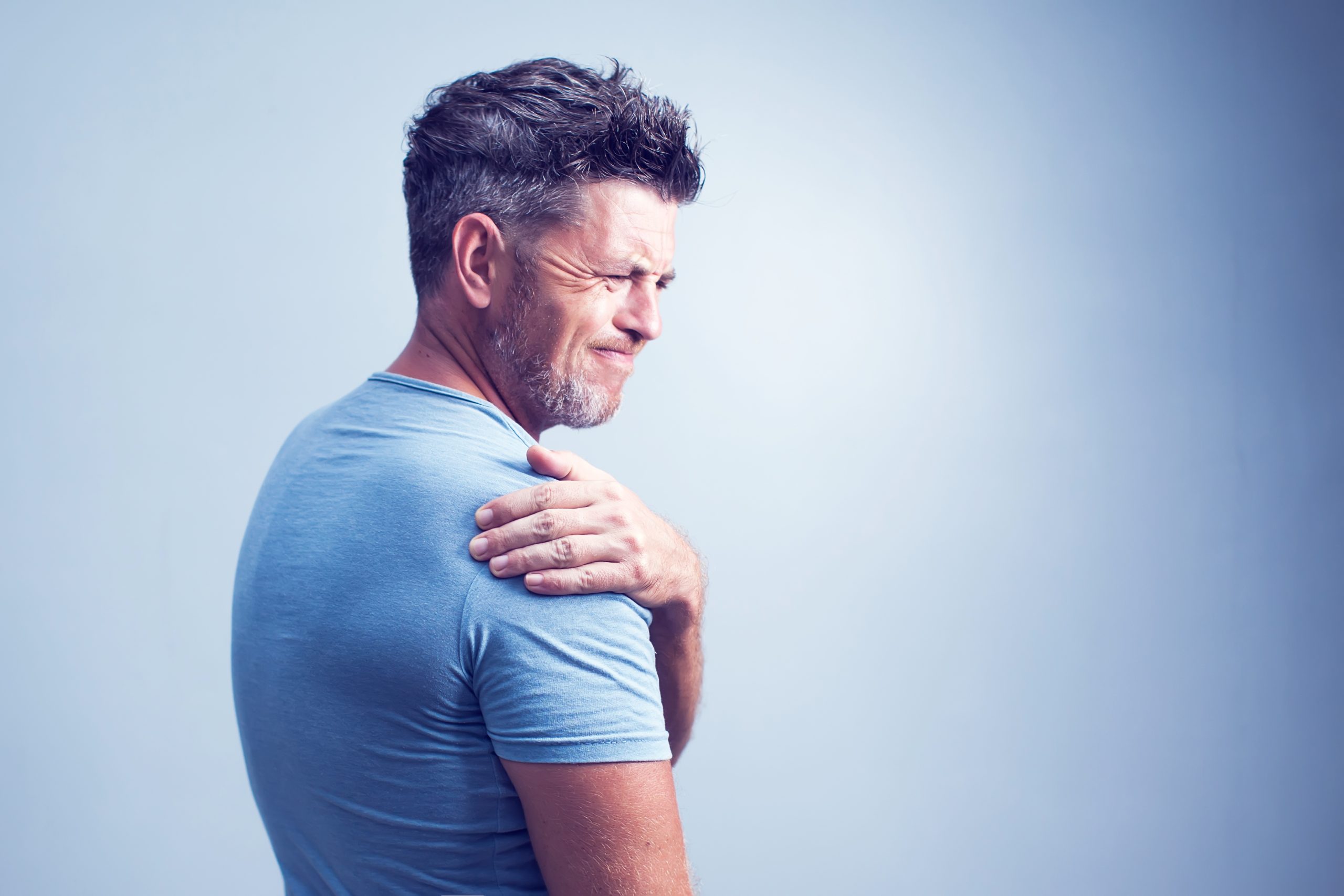 What’s Causing a Burning Pain in My Shoulder?