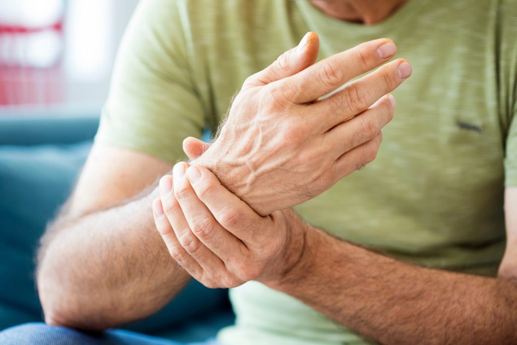 what are the symptoms of carpal tunnel syndrome? carpal tunnel syndrome